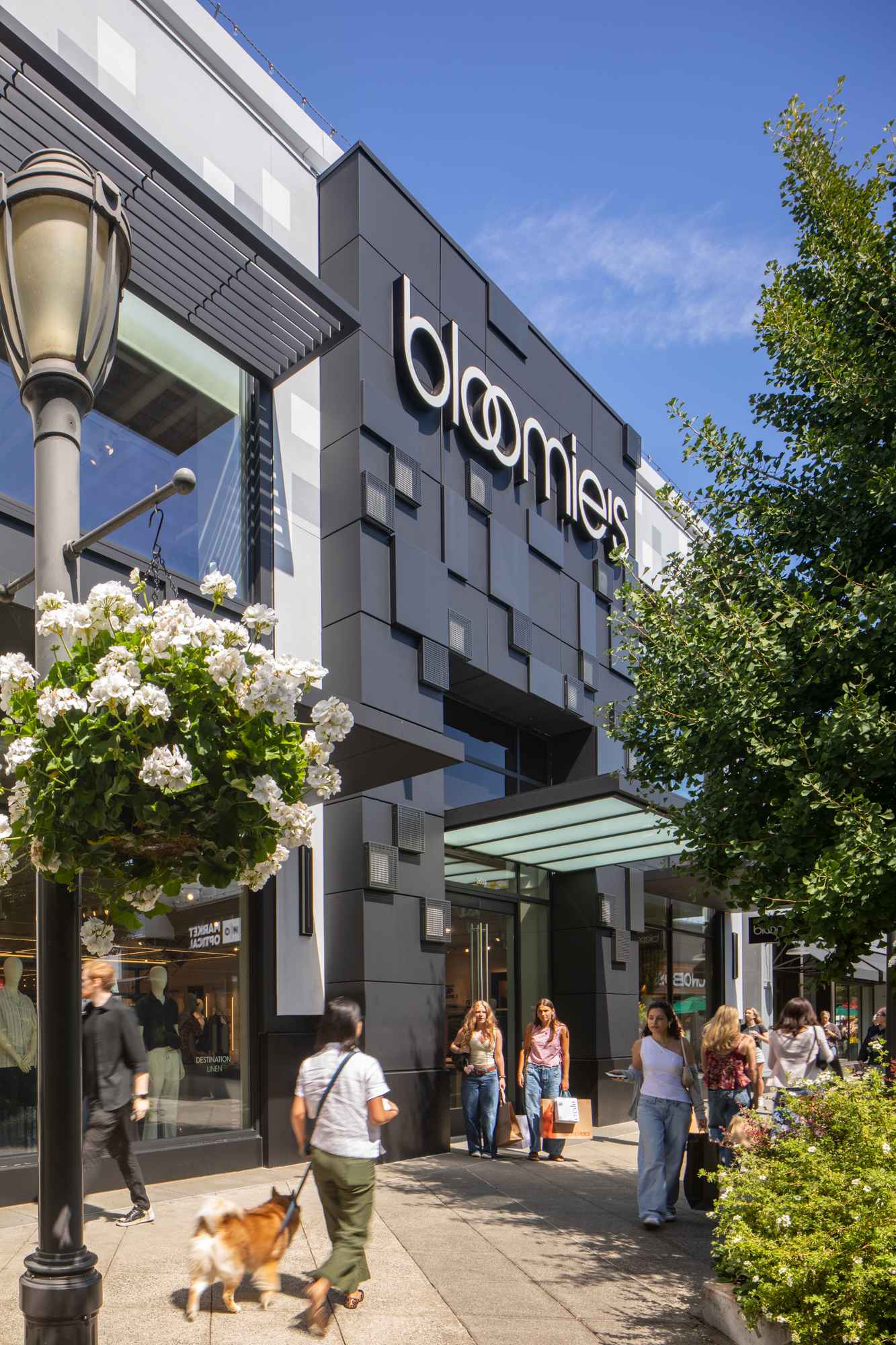 LS20250808_universityvillage_007_11zon