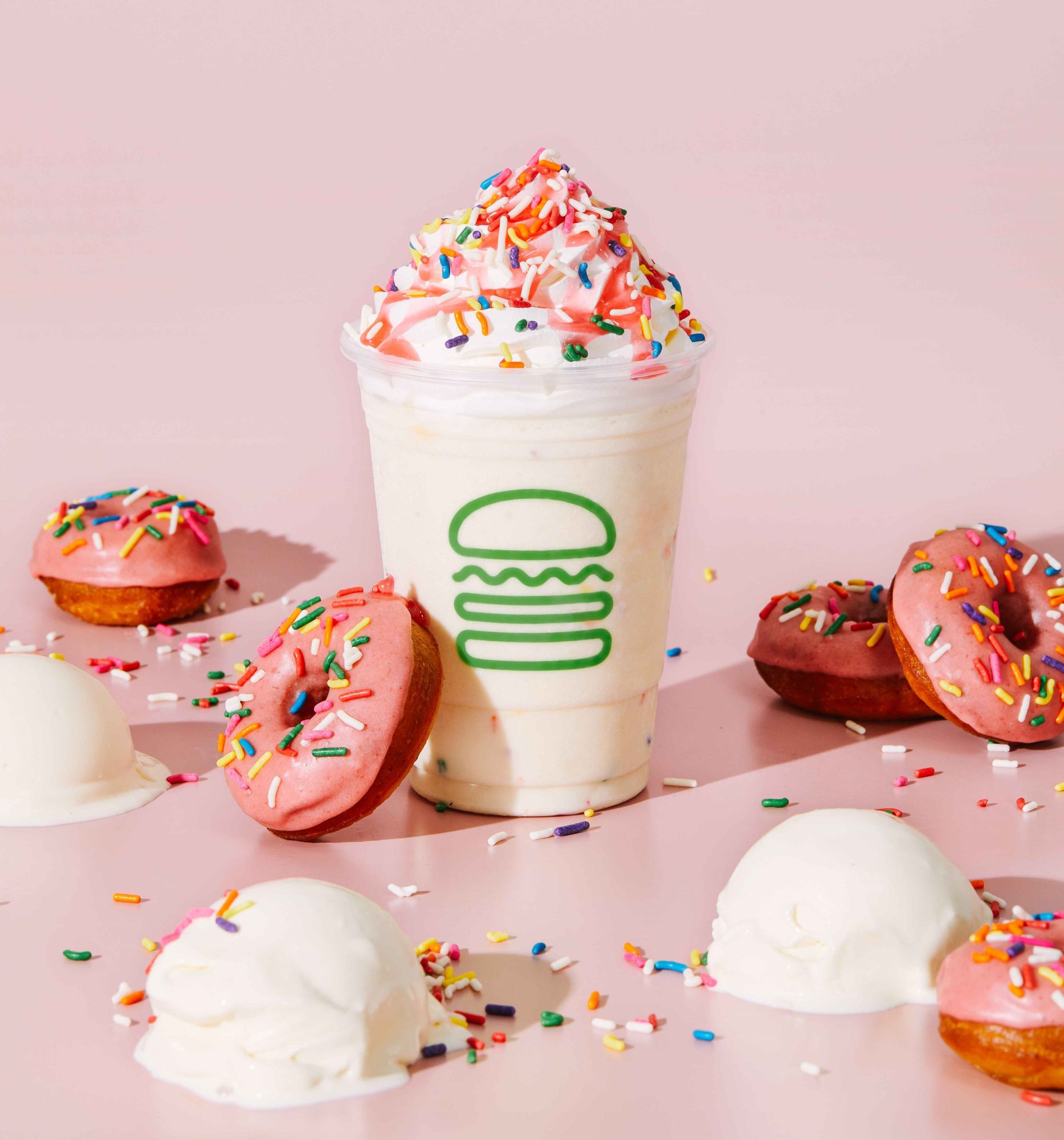 2024-04_SHA_SOCIAL_StrawberryFrostedDonutShake_ChristineHan_FullRights__319_Uncropped_11zon