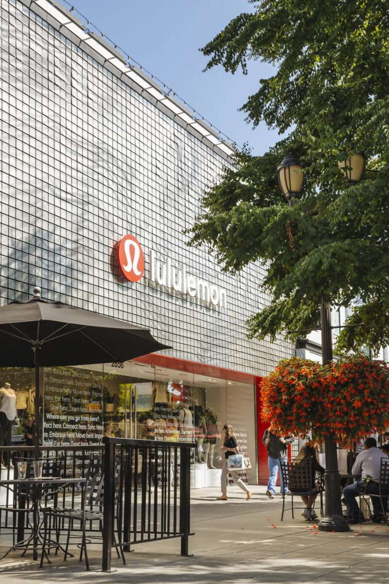 Lulu store front