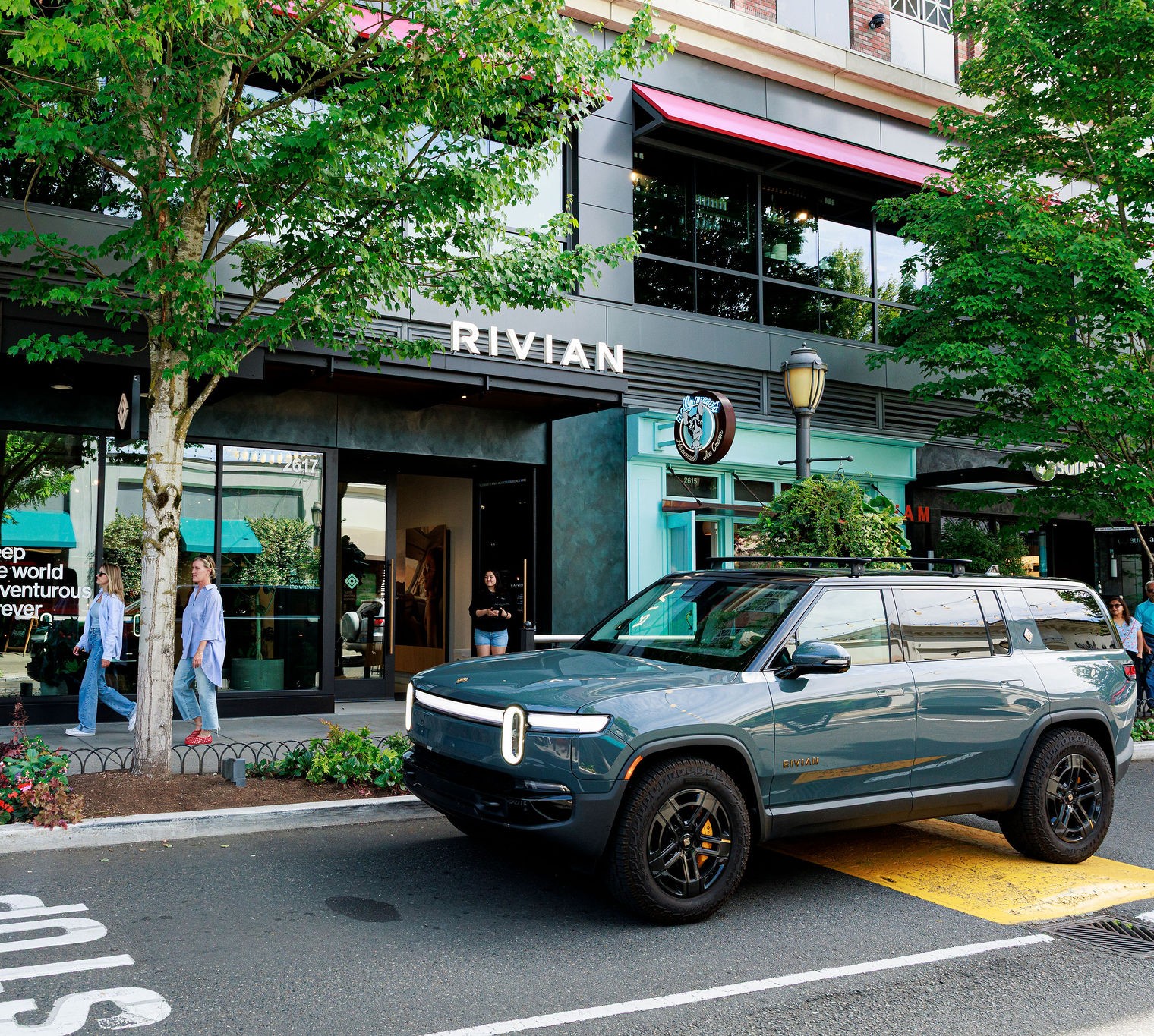 rivian (6)